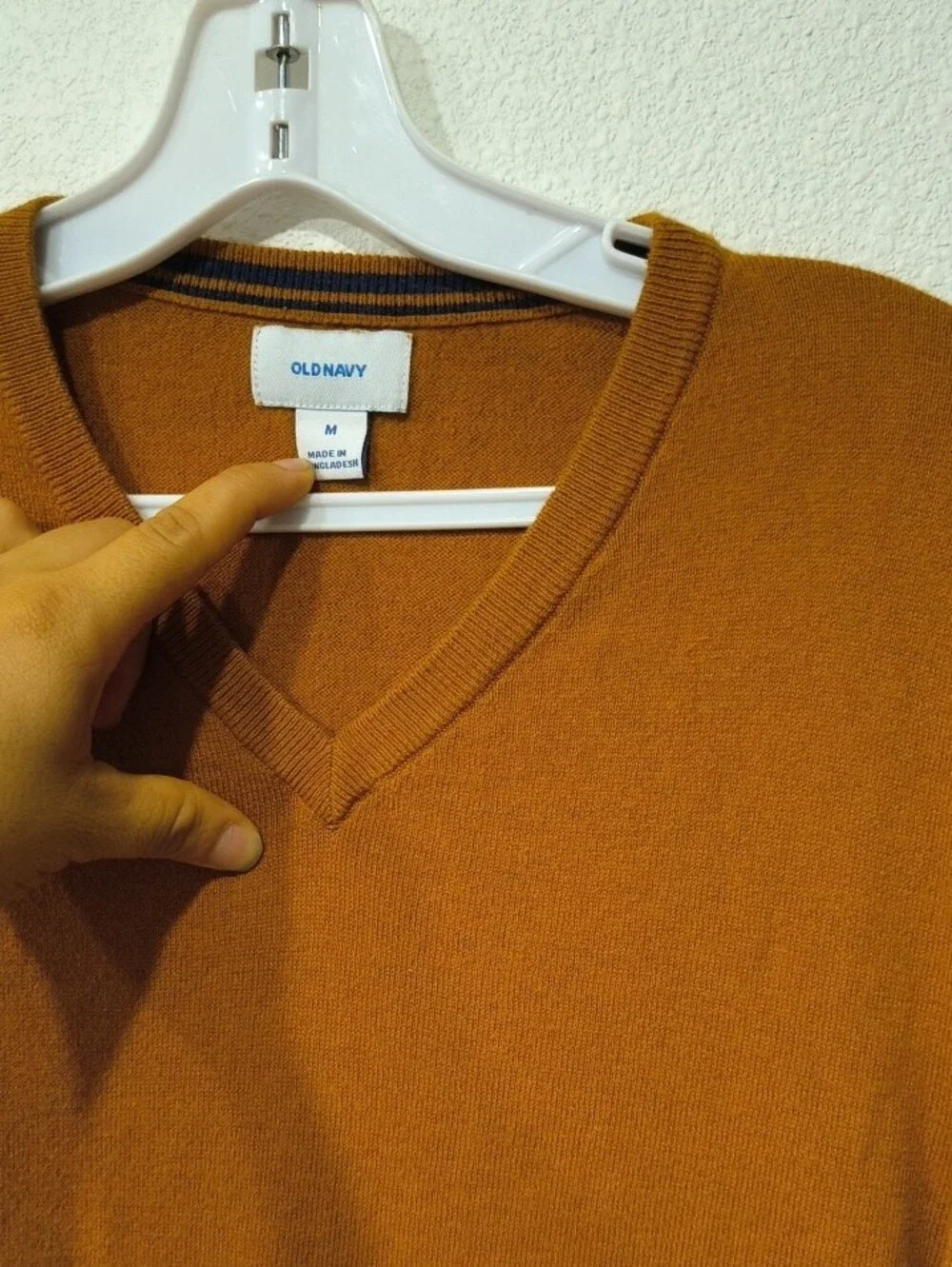 Gant Men's V-Neck Sweater in Mustard